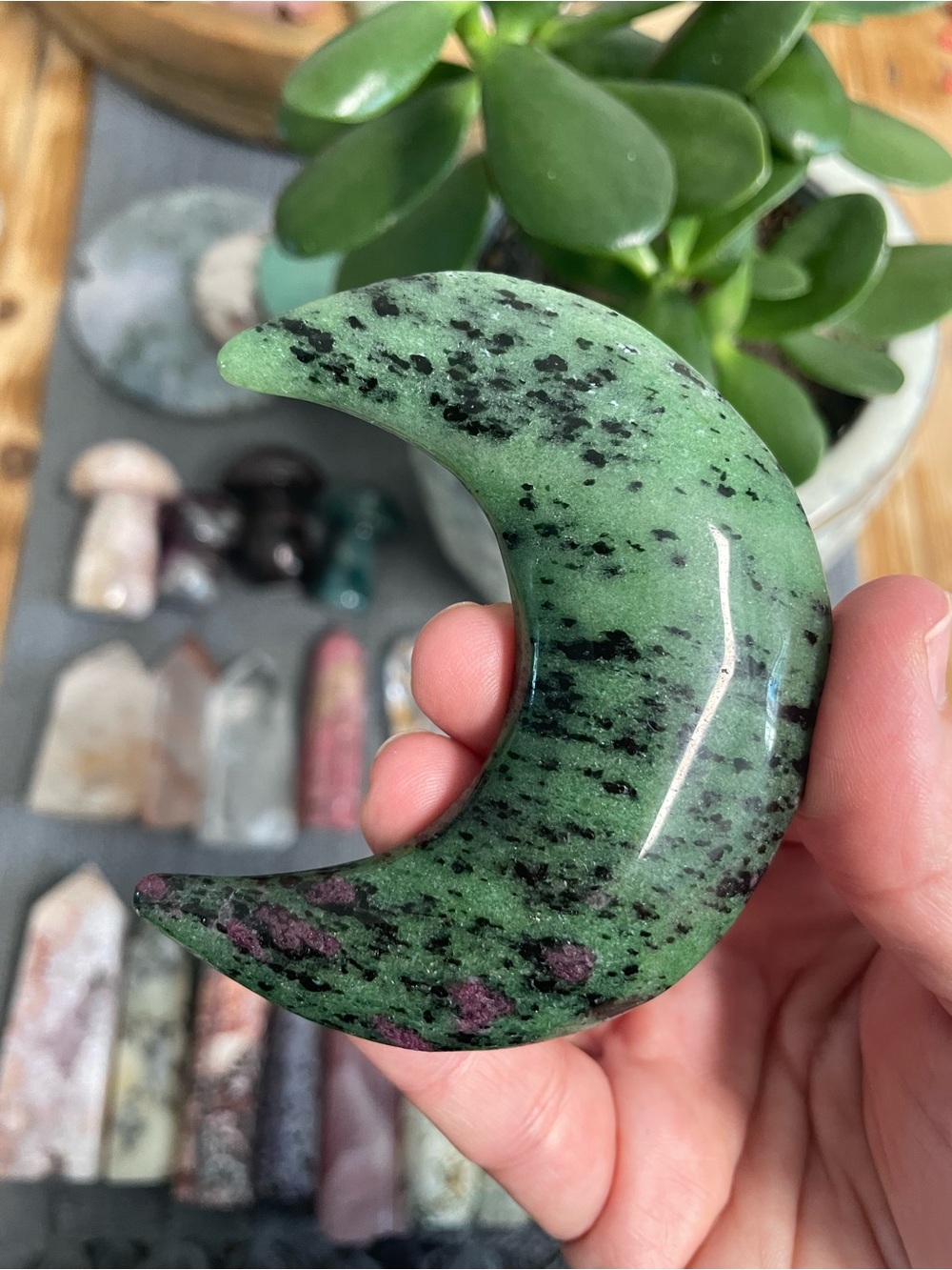 Uv reactive ruby in fucshite crescent crystal moon